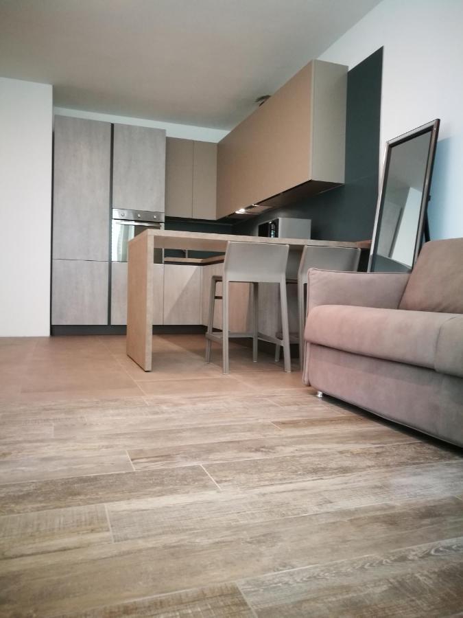 Suite Laura - Torri Del Benaco Exteriér fotografie