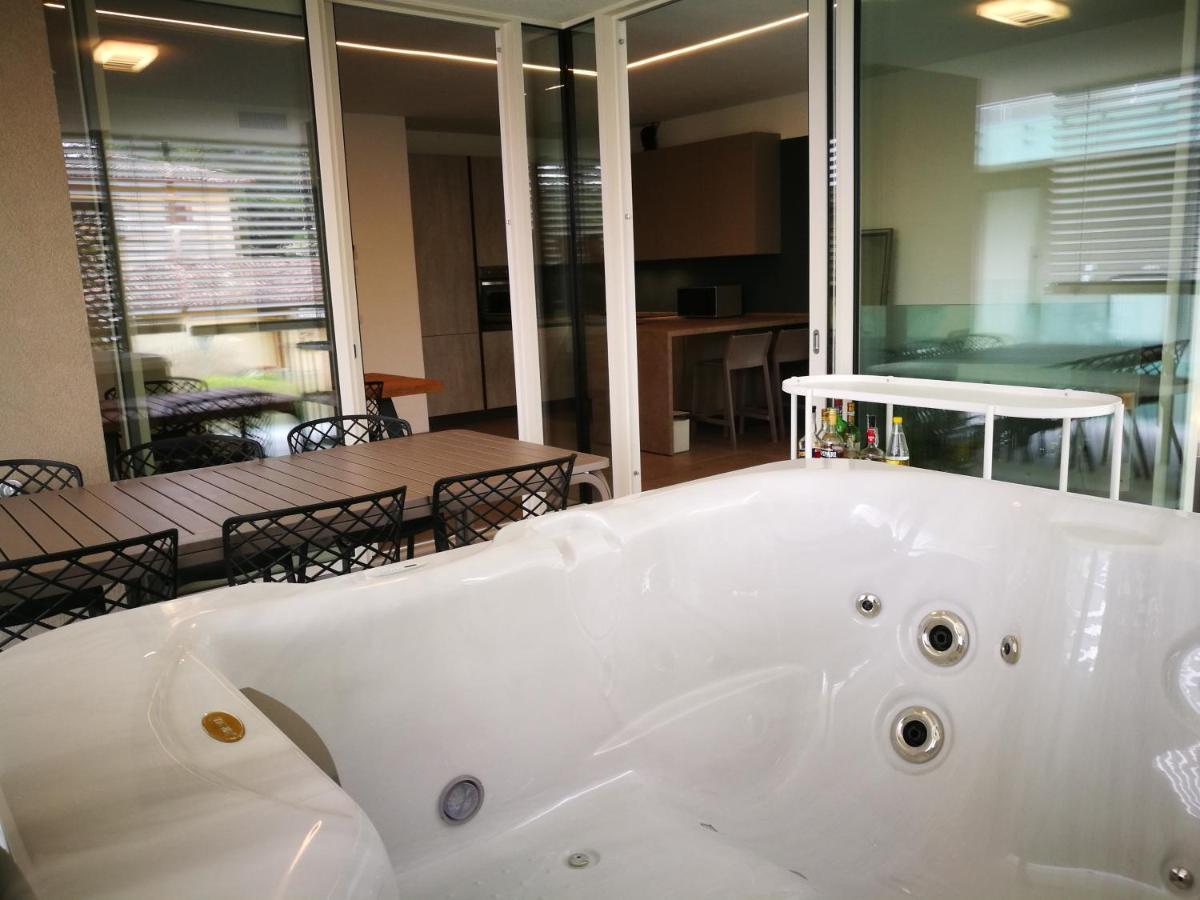 Suite Laura - Torri Del Benaco Exteriér fotografie
