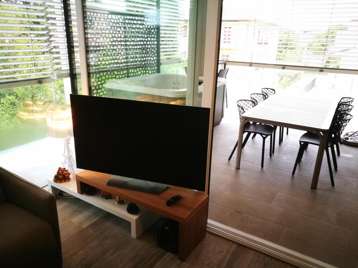Suite Laura - Torri Del Benaco Exteriér fotografie